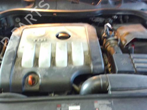 Left front indicator VW PASSAT B6 Variant (3C5) 2.0 TDI 16V | BP21734573C32 