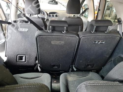 Rear seat PEUGEOT 308 SW I (4E_, 4H_) 1.6 HDi | BP29914567C17