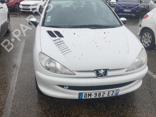 Front bumper PEUGEOT 206 Hatchback (2A/C) 1.4 i | BP21733027C7 