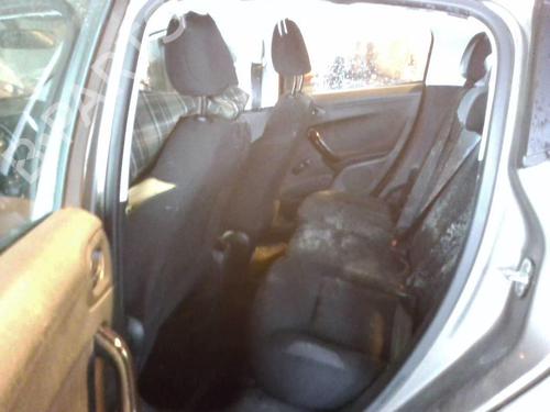 Fuse box PEUGEOT 208 I (CA_, CC_) 1.2 VTI 82 | BP21737570E1 
