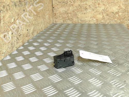 Used Left front window switch Left front window switch OPEL CORSA D (S07) 1.3 CDTI (L08, L68) (95 hp) 21729851 21729851