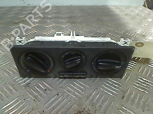 AC-Styringsenhed/Manøvreenhed VW BORA I (1J2) 1.9 TDI (90 hp) 21751317