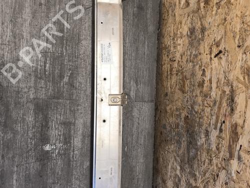 Used Front bumper reinforcement PEUGEOT 308 II (LB_, LP_, LW_, LH_, L3_) 1.5 BlueHDi 130 (131 hp) 30125556