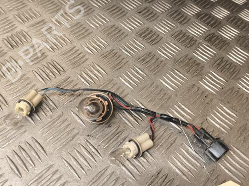 Used Lamp holder MITSUBISHI L200 / TRITON (KA_T, KB_T) 2.5 DI-D 4WD (KB4T) (136 hp) 24213231