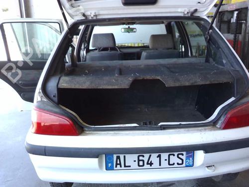 Left headlight PEUGEOT 106 II (1A_, 1C_) 1.1 i | BP21735701C28 