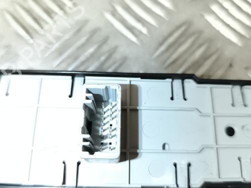 Left front window switch RENAULT LAGUNA III (BT0/1) 1.5 dCi (BT00, BT0A, BT0T, BT1J) | BP22015266I27 