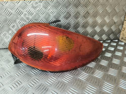 Used Right taillight PEUGEOT 206 Hatchback (2A/C) 2.0 HDI 90 (90 hp) 30112765
