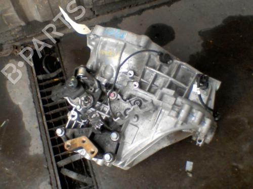 Getriebe für HYUNDAI i20 I (PB, PBT) 1.4 CRDi (75 hp) 21750294