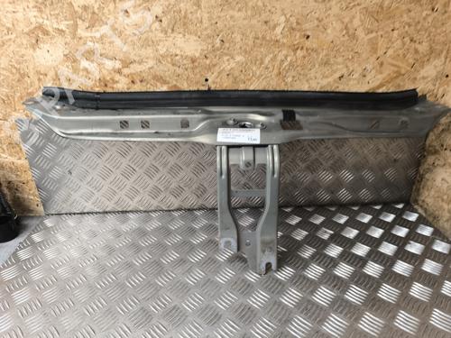 Used Crossmember RENAULT CLIO II (BB_, CB_) 1.2 16V (BB05, BB0W, BB11, BB27, BB2T, BB2U, BB2V, CB05,... (75 hp) 29331398