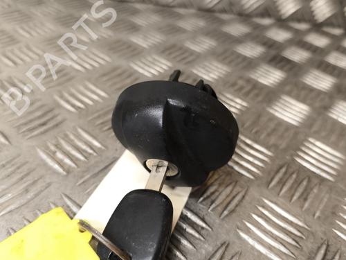 Used Fuel cap RENAULT CLIO III (BR0/1, CR0/1) 1.5 dCi (BR1C, CR1C) (103 hp) 26578308