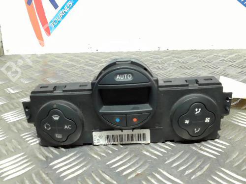 Commande Chauffage RENAULT MEGANE II (BM0/1_, CM0/1_) 1.9 dCi (BM0G, CM0G) (120 hp) 21743200
