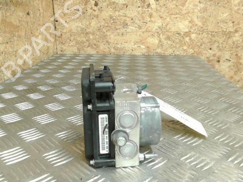 ABS Bremseaggregat RENAULT MODUS / GRAND MODUS (F/JP0_) 1.5 dCi 75 (75 hp) 21737727