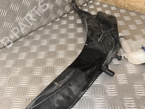 Windscreen washer tank PEUGEOT 308 II (LB_, LP_, LW_, LH_, L3_) 1.6 HDi / BlueHDi 115 | BP23771725C113 