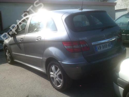 Left front steering knuckle MERCEDES-BENZ B-CLASS Sports Tourer (W245) B 200 CDI (245.208) | BP21750820M25 