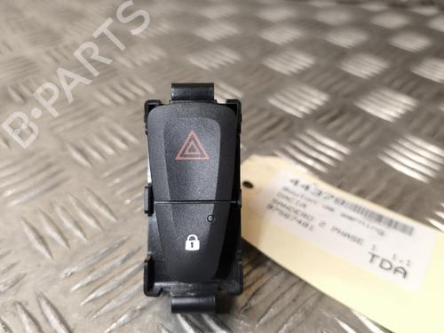 Used Warning switch DACIA SANDERO II 1.2 (75 hp) 22197898