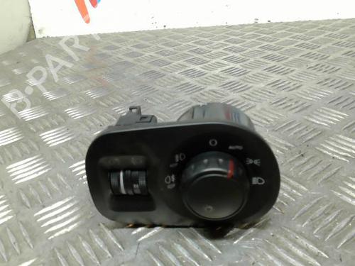 Used Headlight switch SEAT ALTEA (5P1) 1.9 TDI (105 hp) 21734505