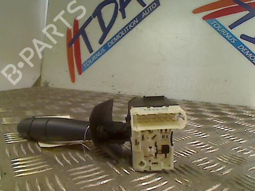 Used Steering column stalk RENAULT CLIO II (BB_, CB_) 1.2 16V (BB05, BB0W, BB11, BB27, BB2T, BB2U, BB2V, CB05,... (75 hp) 21747061