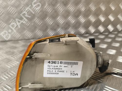 Right front indicator VW POLO III (6N1) 60 1.4 | BP21732944C33 