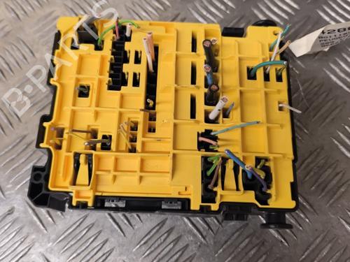Used Fuse box Fuse box PEUGEOT 208 I (CA_, CC_) 1.2 VTI 82 (82 hp) 21737276 21737276