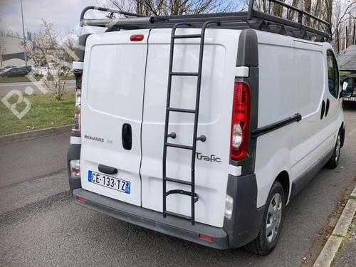 Switch RENAULT TRAFIC II Van (FL) 2.0 dCi 115 (FL01, FL0U) | BP21739013I30 