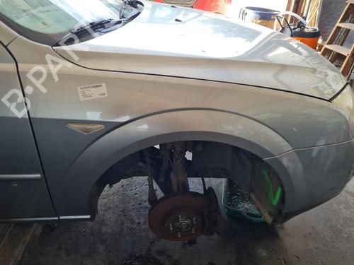 Used Right front fenders FORD MONDEO III (B5Y) 2.0 16V TDDi / TDCi (115 hp) 26662859