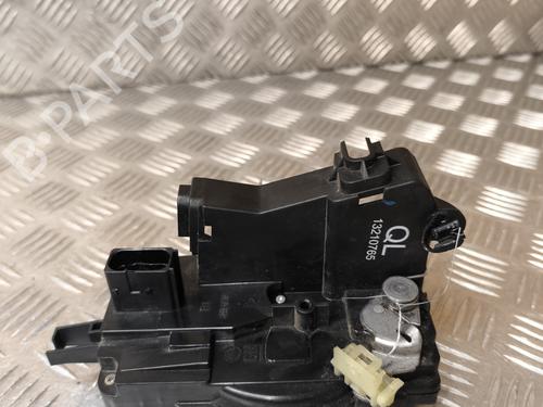 Højre fortil lås OPEL SIGNUM Hatchback (Z03) 1.9 CDTI (F48) | BP22772593C97 