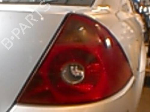 Used Right taillight FORD MONDEO III (B5Y) 2.0 16V TDDi / TDCi (115 hp) 21752866