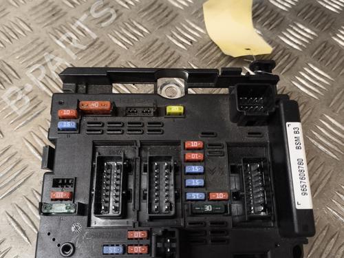 Used Fuse box PEUGEOT 206+ (2L_, 2M_) 1.1 (60 hp) 24666019