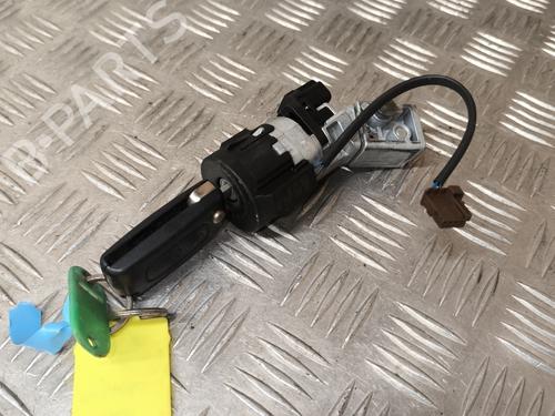 Used Ignition barrel PEUGEOT 3008 I MPV (0U_) 1.6 HDi (114 hp) 28494658