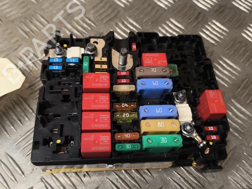 Used Fuse box CITROËN C3 AIRCROSS II (2R_, 2C_) 1.2 PureTech 110 (2RHNZB, 2RHNZW, 2RHNPX, 2RHNPJ) (110 hp) 21748795