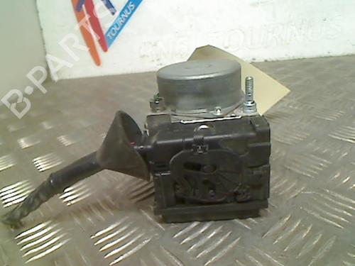 ABS Bremseaggregat RENAULT MODUS / GRAND MODUS (F/JP0_) 1.2 16V (JP0W) (101 hp) 21731624