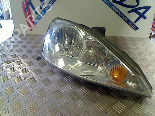 Right headlight FORD FOCUS I (DAW, DBW) 1.8 TDCi | BP21744035C29 