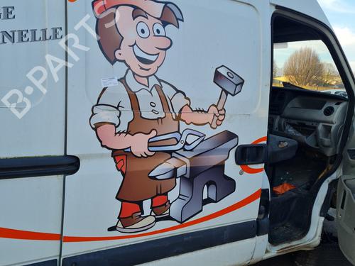 Używane Drzwi boczne / przesuwne prawe RENAULT MASTER II Van (FD) 2.5 dCi (FD02) (101 hp) 30948306