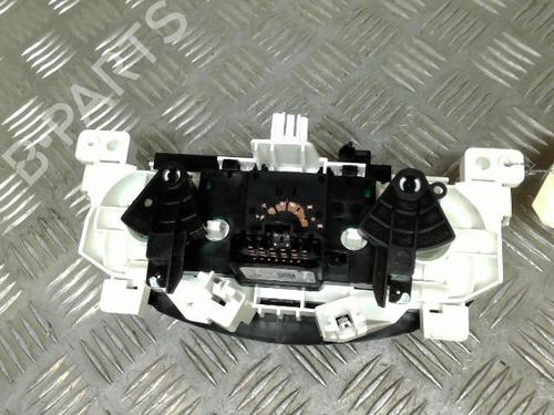 Commande Chauffage RENAULT TWINGO III (BCM_, BCA_) 1.0 SCe 65 (BCMJ) (65 hp) 21734780