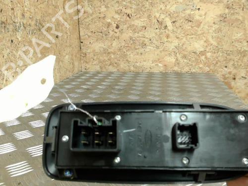 Left front window switch FORD C-MAX (DM2) 1.6 TDCi | BP21745147I27 