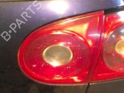 Højre baglygte bagklap VW GOLF V (1K1) 1.9 TDI (90 hp) 21744579