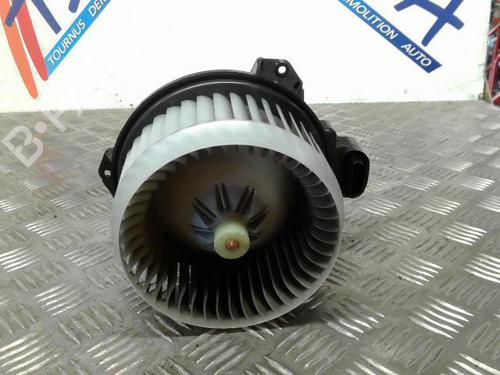 Used Heater blower motor TOYOTA URBAN CRUISER (_P1_) 1.4 D-4D 4WD (NLP115_, NLP115R) (90 hp) 21735189