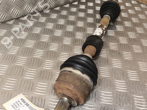Used Left front driveshaft RENAULT MEGANE IV Hatchback (B9A/M/N_) 1.5 dCi 110 (B9A3) (110 hp) 27528357