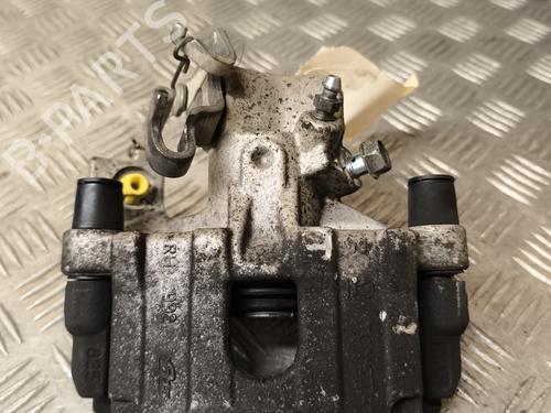 Used Right rear brake caliper TOYOTA YARIS (_P13_) 1.5 Hybrid (NHP130_, NHP130) (101 hp) 21732852