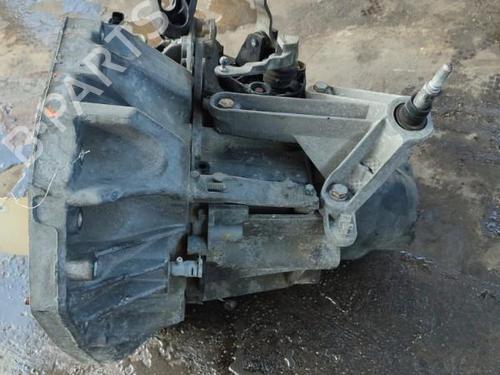 Used Gearbox RENAULT CLIO III (BR0/1, CR0/1) 1.5 dCi (75 hp) 21745389