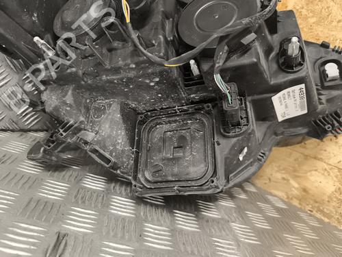 Left headlight RENAULT MEGANE IV Hatchback (B9A/M/N_) 1.5 dCi 110 (B9A3) | BP25761192C28 