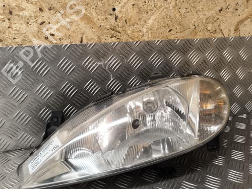 Used Left headlight RENAULT MEGANE I (BA0/1_) 1.4 16V (BA0D, BA1H, BA0W, BA10) (95 hp) 21748189