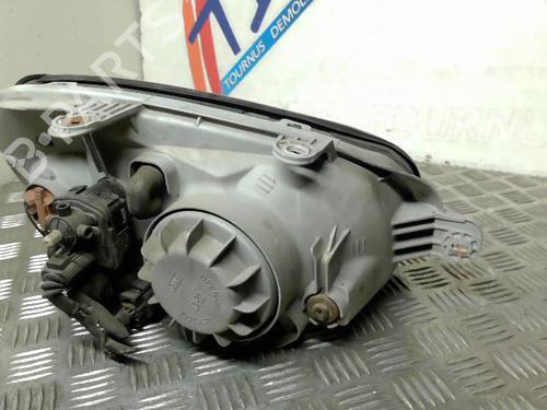 Right headlight HYUNDAI SANTA FÉ I (SM) 2.0 CRDi 4x4 | BP21742122C29 
