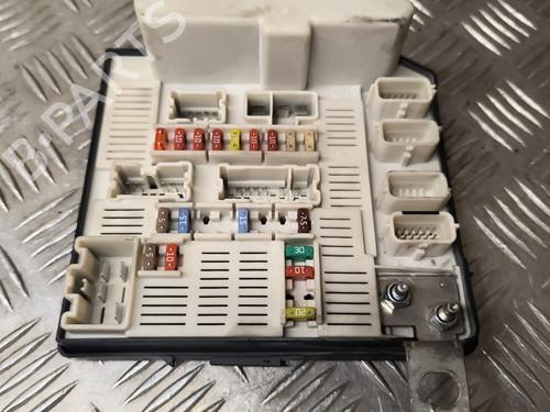 Fuse box RENAULT SCÉNIC II (JM0/1_) 2.0 dCi (JM1K) | BP27279538E1 