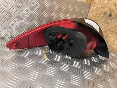 Right taillight PEUGEOT 206 Hatchback (2A/C) 2.0 HDI 90 | BP30112765C35