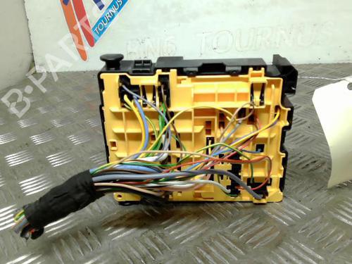 Fuse box PEUGEOT 208 I (CA_, CC_) 1.2 VTI 82 | BP21735225E1 