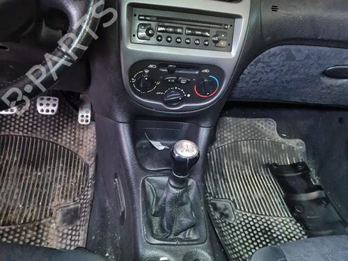 Dør høyre foran PEUGEOT 206 Hatchback (2A/C) 1.6 16V | BP30683504C3