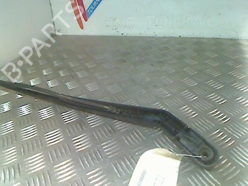 Used Rear windshield wiper arm RENAULT KOLEOS I (HY_) 2.0 dCi 4x4 (HY0K) (150 hp) 21738738
