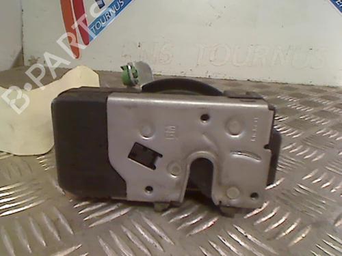 Used Front right lock OPEL MERIVA A MPV (X03) 1.7 CDTI (E75) (100 hp) 21736742