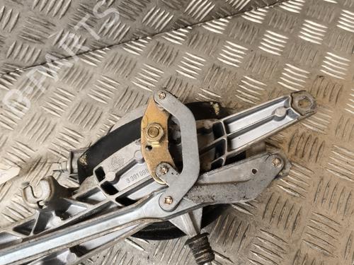 Front wiper motor MERCEDES-BENZ E-CLASS (W210) E 220 CDI (210.006) | BP21745300M29 
